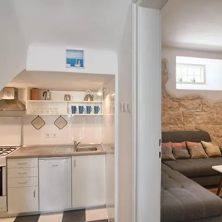 Family Friendly House With A Swimming Pool - 11774
